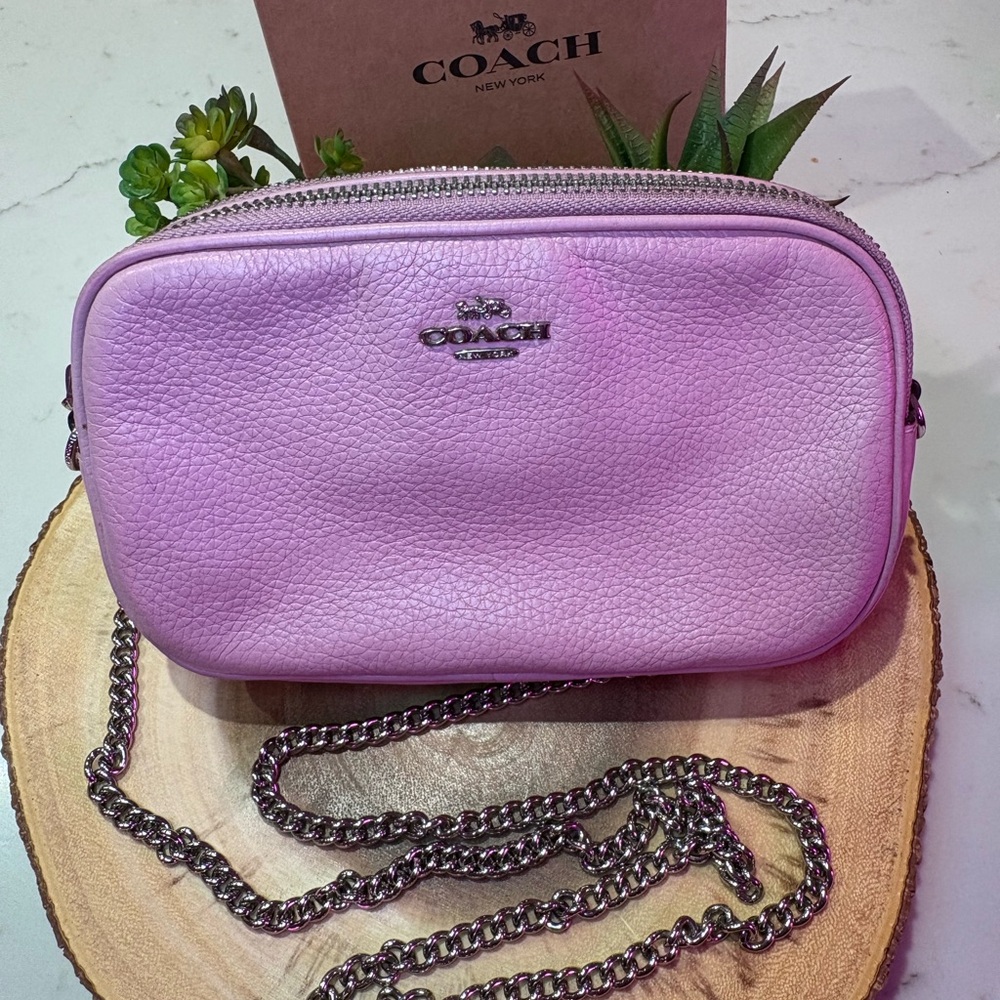 Coach Purple Crossbody Bag Pebbled Leather Chain Strap💜